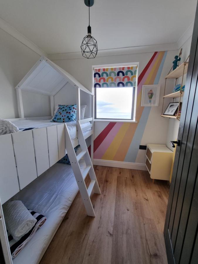 Salt & Surf-sea Views In Apartment Saltburn-by-the-Sea